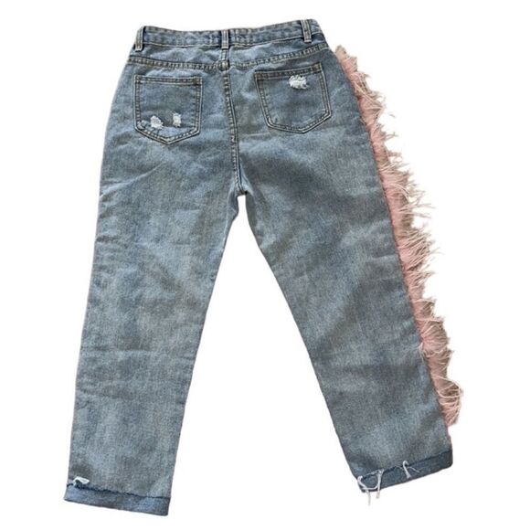 Women's Blue Distressed Ankle Length
Jeans(Size Large) - Picture 8 of 10